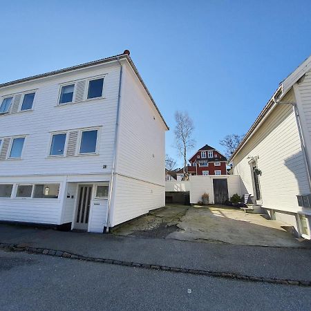 BNB Central Apartment Stavanger @Nicolas 4 Esterno foto